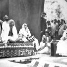 Gandhi_with_Tagore_Shantiniketan_1940
